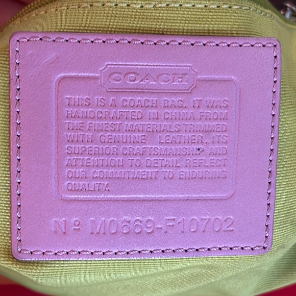 Coach Hampton Multicolor Striped Hobo Shoulder Bag White Leather - Picture 2 of 16